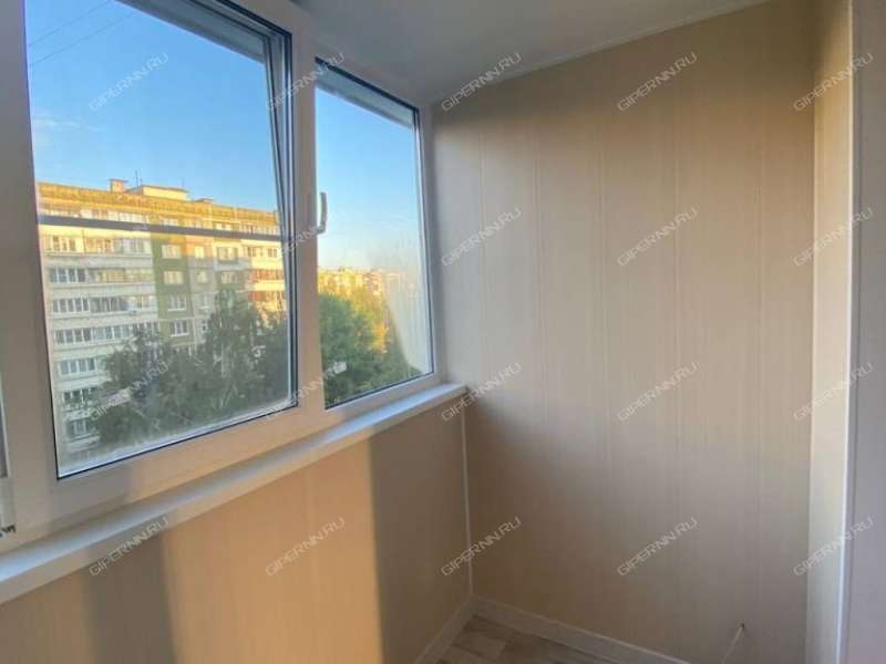 трёхкомнатная квартира на улице Челюскинцев дом 22