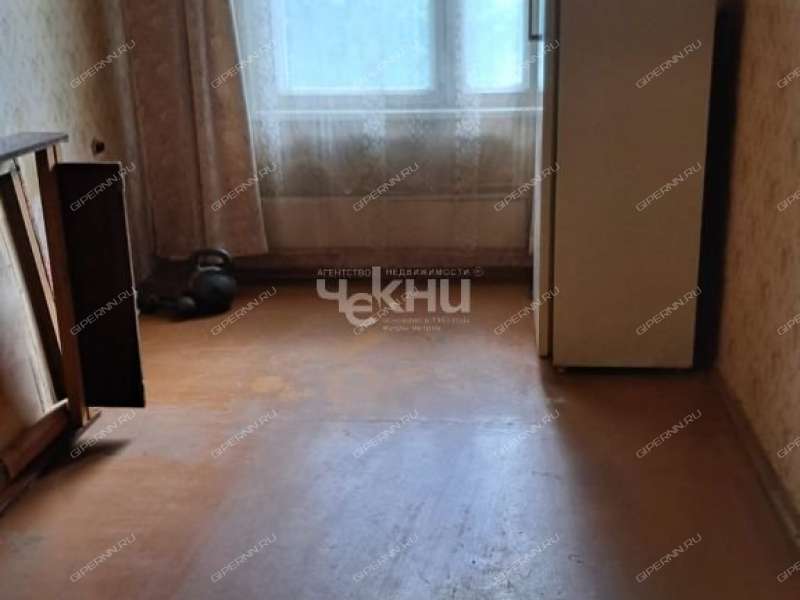 трёхкомнатная квартира на проспекте Бусыгина дом 16