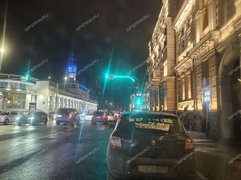 помещение под офис, торговую площадь на Нижне-Волжской набережной