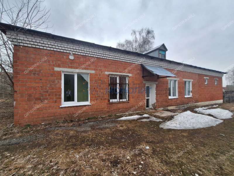 здание под склад, недвижимость под автобизнес на улице Мира село Арапово