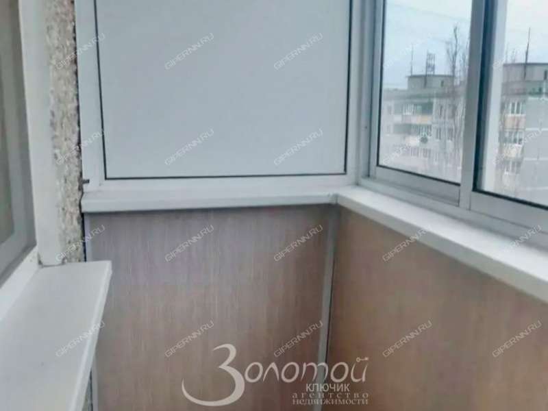 трёхкомнатная квартира на Космической улице дом 52