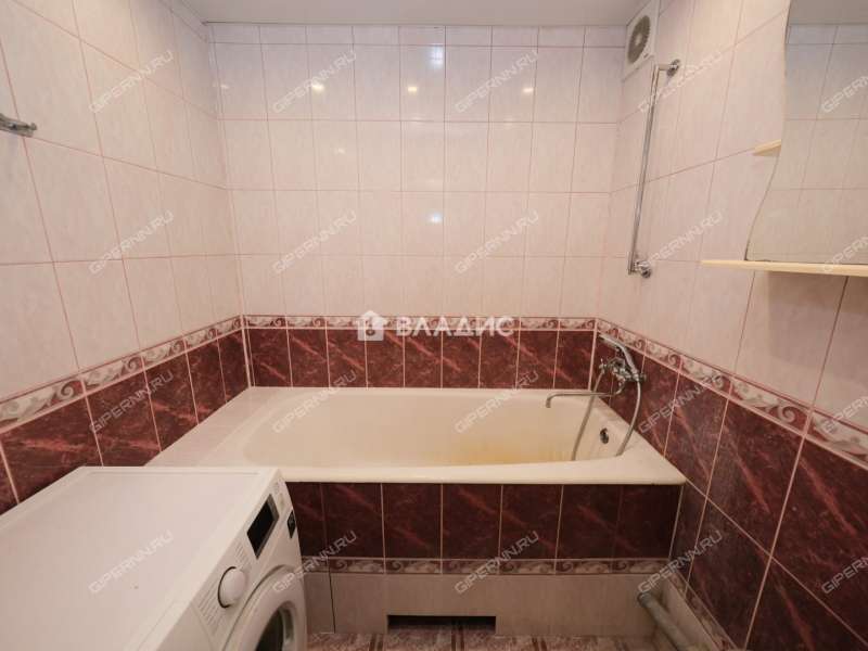 трёхкомнатная квартира на проспекте Гагарина дом 103