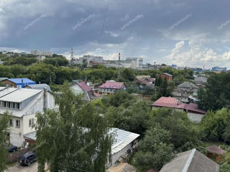трёхкомнатная квартира на Эпроновской улице дом 10