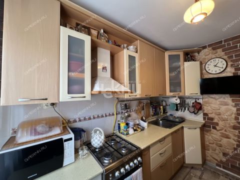 2-komnatnaya-ul-admirala-makarova-d-5 фото