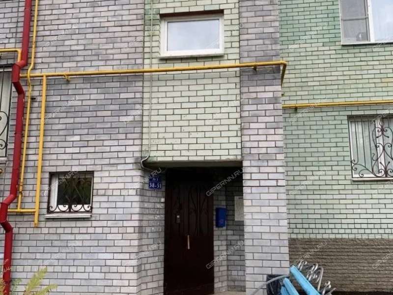 трёхкомнатная квартира на Лукерьинской улице дом 5 город Кстово