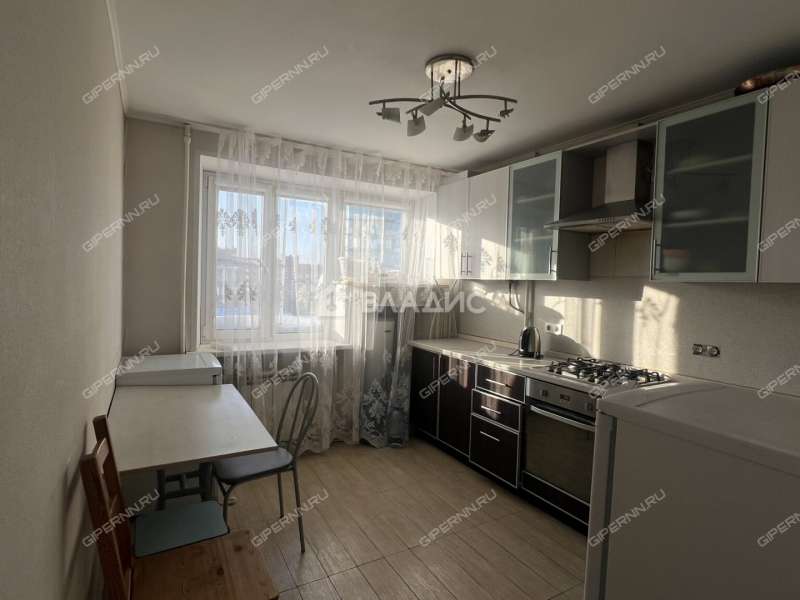 двухкомнатная квартира на улице Максима Горького дом 152А