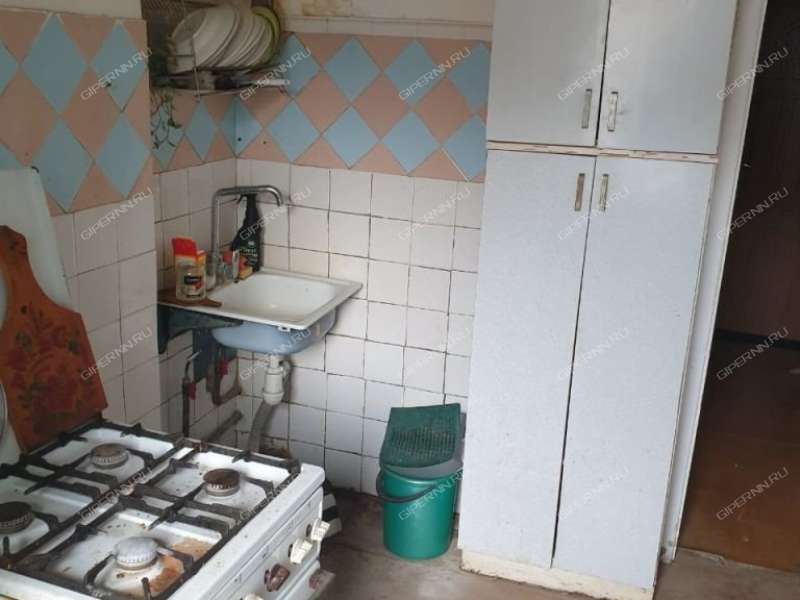 трёхкомнатная квартира на Литературной улице дом 17