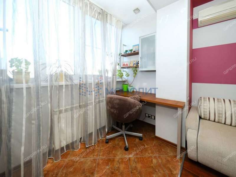 трёхкомнатная квартира на улице Белинского дом 58/60