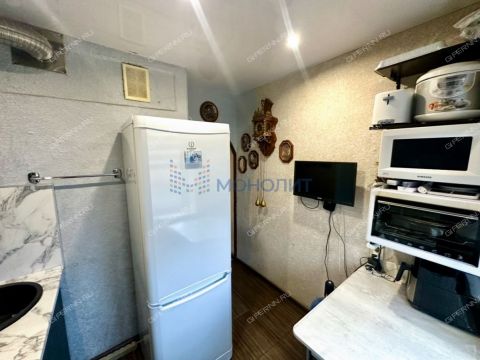 2-komnatnaya-poselok-berezovskiy-ul-raketnaya-d-2a фото