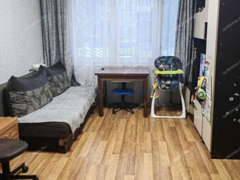 4-komnatnaya-prosp-korablestroiteley-d-40 фото