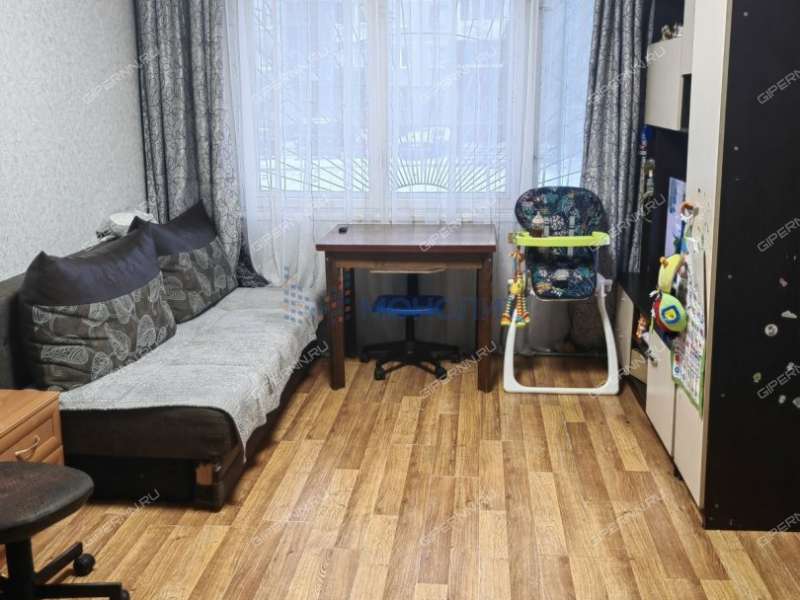 четырёхкомнатная квартира на проспекте Кораблестроителей дом 40