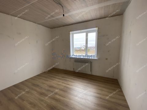 dom-selo-tatarskoe-dalnekonstantinovskiy-rayon фото