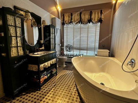 taunhaus-sl-verhnepecherskaya-d-15a фото