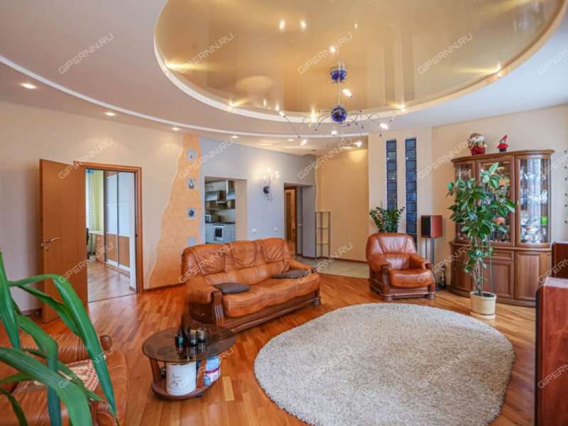 трёхкомнатная квартира на Большой Покровской улице дом 20б