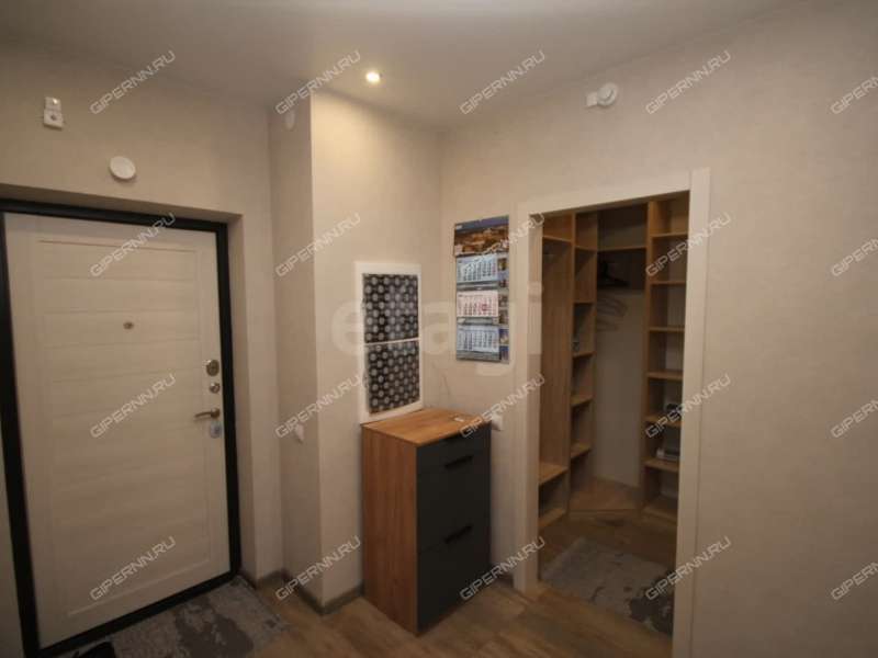 однокомнатная квартира на улице Александра Хохлова дом 7