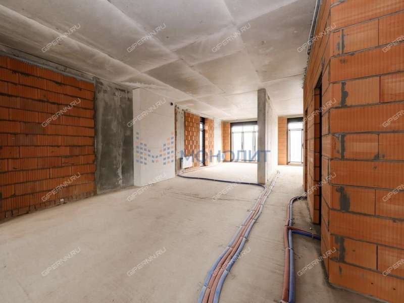 трёхкомнатная квартира в новостройке на Октябрьской улице дом 21