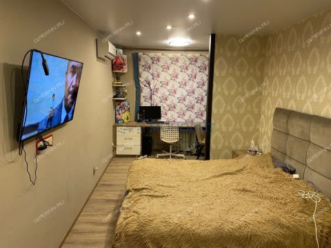 3-komnatnaya-b-r-60-letiya-oktyabrya-d-21-k2 фото