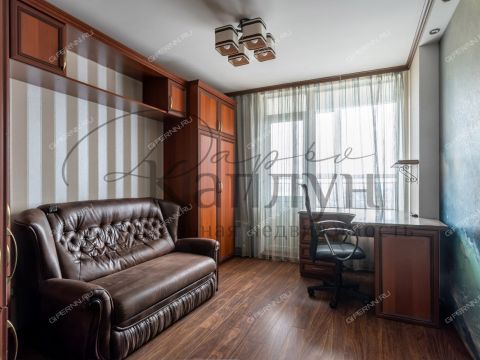 4-komnatnaya-ul-timiryazeva-d-43 фото