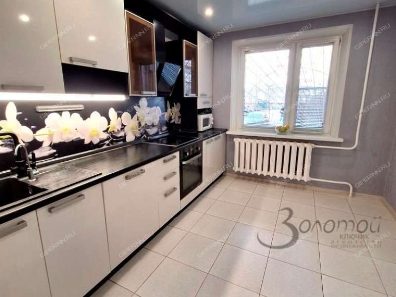 трёхкомнатная квартира на улице Аркадия Гайдара дом 26