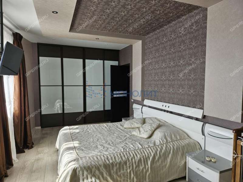 трёхкомнатная квартира на улице Родионова дом 193 к6