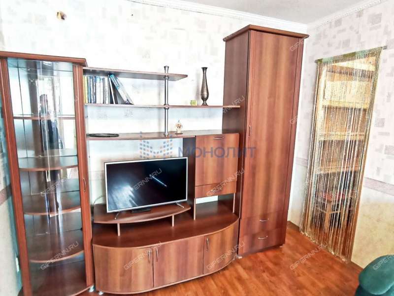 двухкомнатная квартира на улице Крылова дом 1