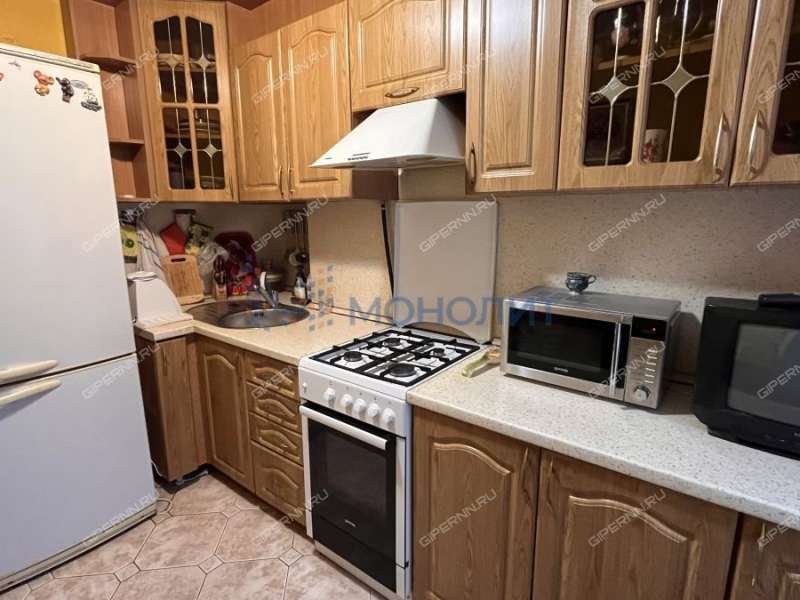 трёхкомнатная квартира на улице Ванеева дом 116