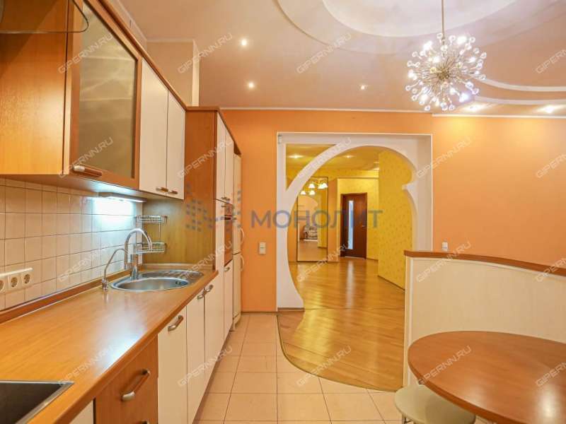 трёхкомнатная квартира в Обозном переулке дом 2