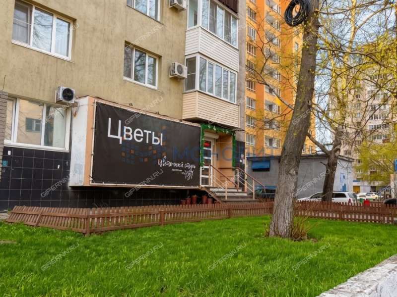 помещение под офис, торговую площадь на Совнаркомовской улице