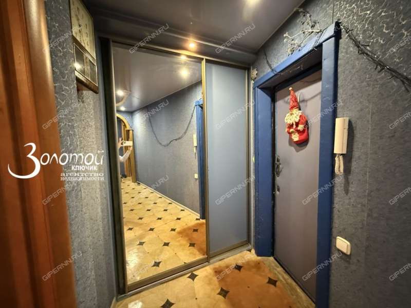 трёхкомнатная квартира на улице Челюскинцев дом 19