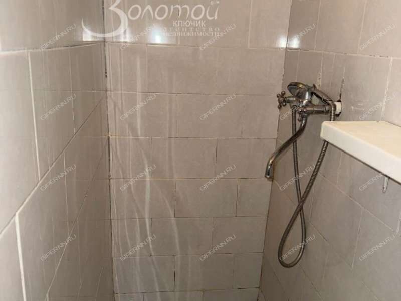 комната в доме 35 на Дворовой улице