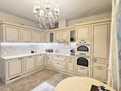 6-komnatnaya-ul-novaya-d-55d фото