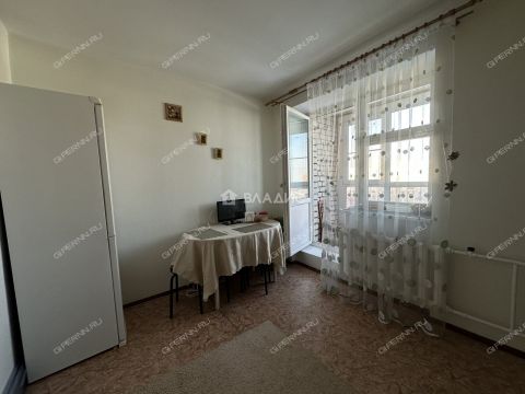 2-komnatnaya-ul-narodnaya-d-22 фото