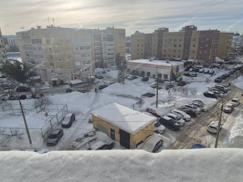 4-komnatnaya-ul-kerchenskaya-d-22 фото