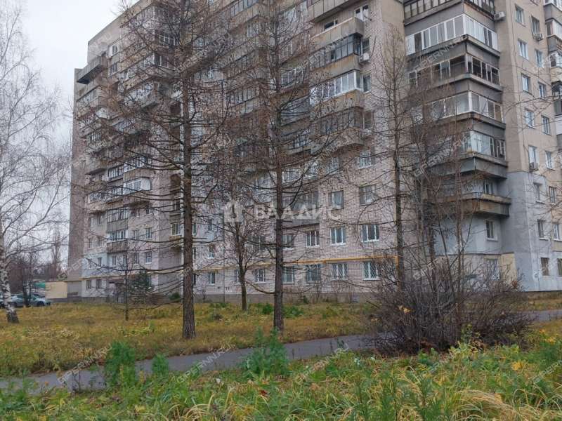 пятикомнатная квартира на проспекте Гагарина дом 119