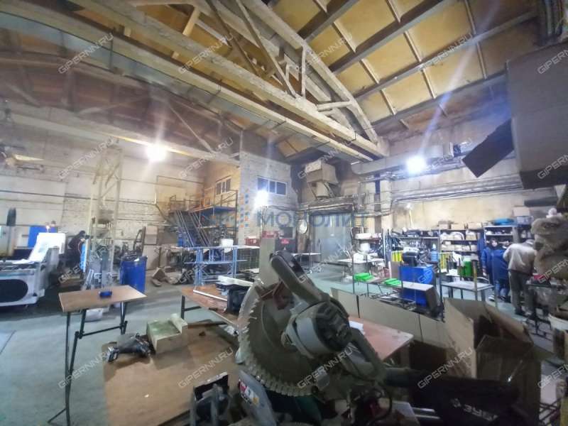 помещение под склад, производственную площадь на Республиканской улице город Бор