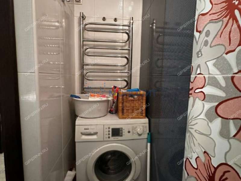 трёхкомнатная квартира на улице Адмирала Макарова дом 7 к1