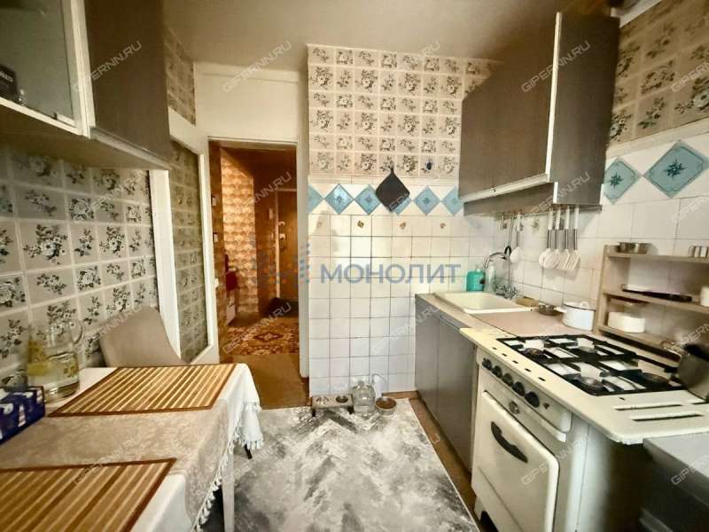 четырёхкомнатная квартира на улице Маршала Воронова дом 6