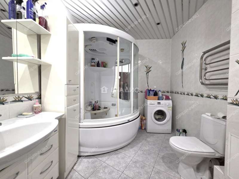 трёхкомнатная квартира на улице Нижне-Печерская дом 2