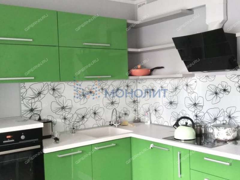 однокомнатная квартира на Волжской набережной дом 21