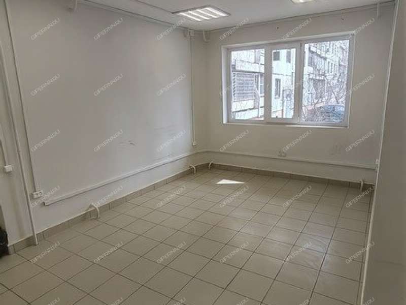 помещение под торговую площадь на улице Сергея Есенина