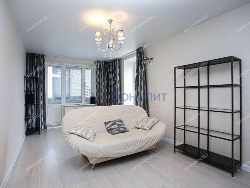 двухкомнатная квартира на улице Германа Лопатина дом 8