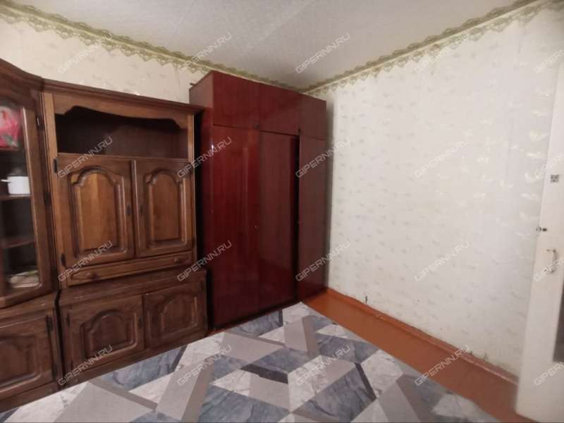 двухкомнатная квартира на улице Военных Комиссаров дом 3