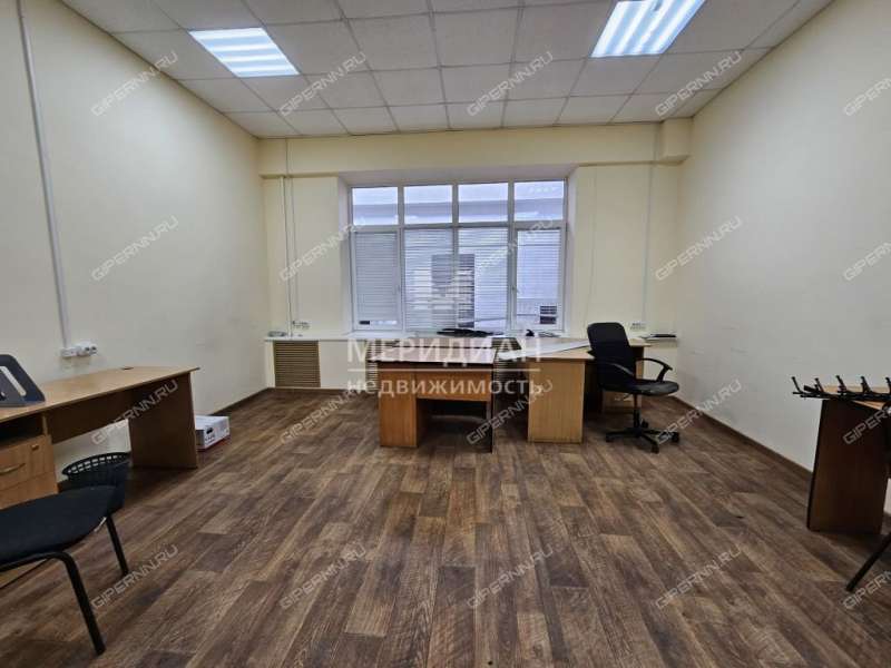 здание под офис на Интернациональная ул Бор