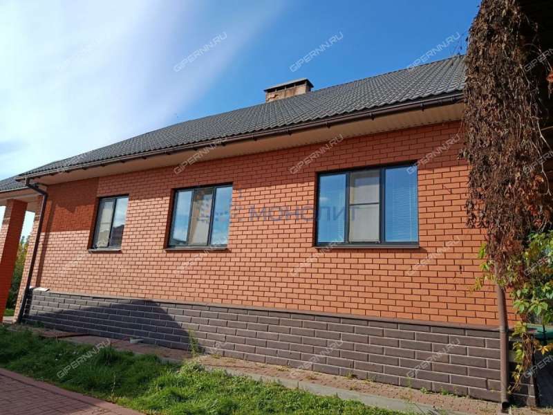 дом на улице Контак город Урень