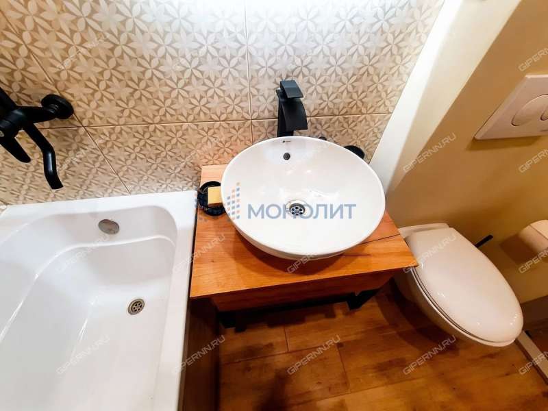 однокомнатная квартира на улице Луначарского дом 2/18