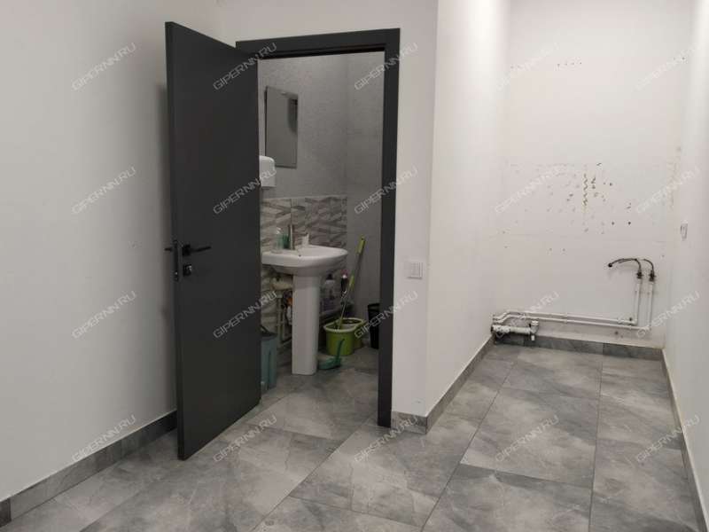 помещение под торговую площадь на Московское ш., д.85