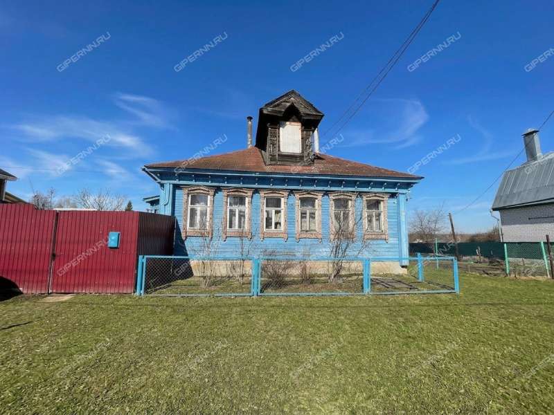 дом на улице Свободы село Работки