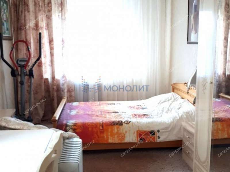 четырёхкомнатная квартира на улице Политбойцов дом 4