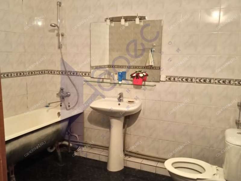 здание под коммерческую недвижимость в Вадском проезде