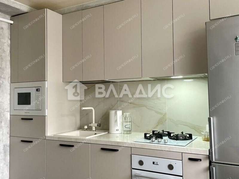 трёхкомнатная квартира на улице Сергея Акимова дом 25